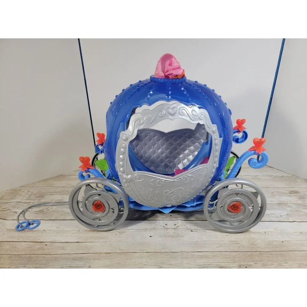 Disney Princess Cinderella Transforming Pumpkin 15